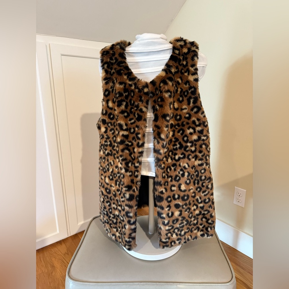 Forever 21 Leopard-print Vest, size medium